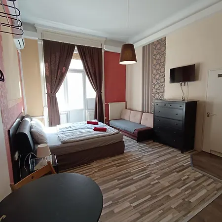 Liechtenstein * Budapest