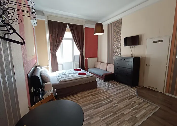 Liechtenstein * Budapest