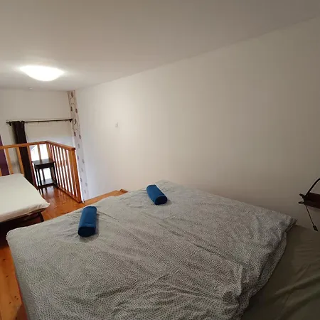 Liechtenstein Apartman *